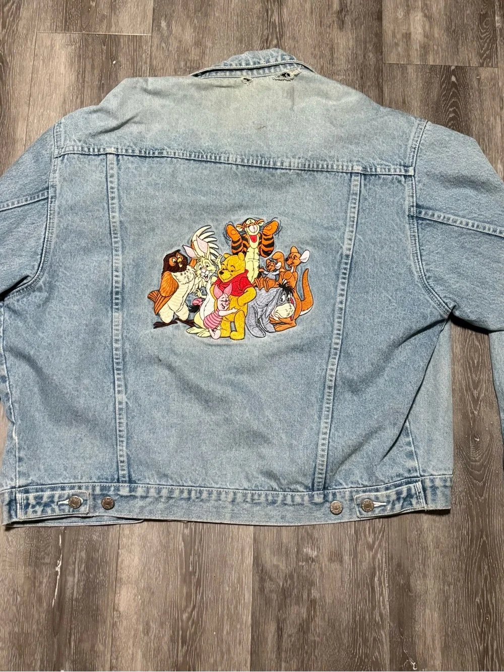 Vtg The Disney Store 'Winnie the Pooh & Friends' Denim Jacket Size XL distress